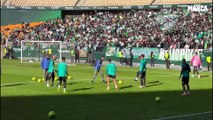 Más de 10.000 aficionados arropan al Betis en La Cartuja antes del derbi