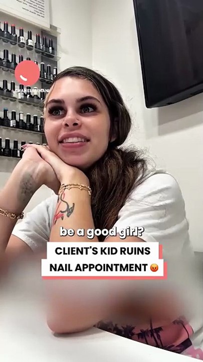 This is why kids are banned from my salon 😡