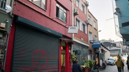 Berrak ve kızlar saldırıya uğradı! Güller ve Günahlar 8 Bölüm