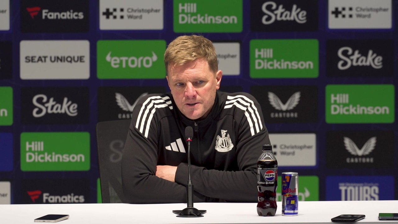 Howe reacts to Newcastle's first away win this season against Everton