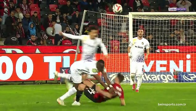 ÖZET Gaziantep FK 1-2 ikas Eyüpspor