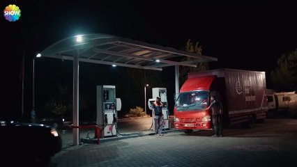 ماذا سنتحدث عنه؟ - الحب يجعلنا نبكي