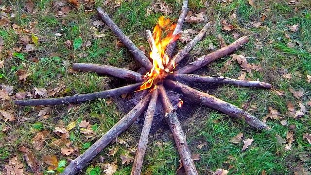 Клип на песню про отгоревшие костры юности