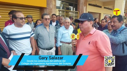 UN GRUPO DE INGENIEROS AGRÓNOMOS SE ENFRENTA A SUS COLEGAS QUE SE HAN ETERNIZADO EN EL GREMIO