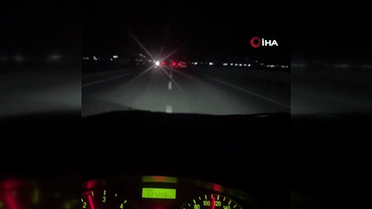 Yok artık! Hafriyat kamyonları trafikte böyle yarıştı