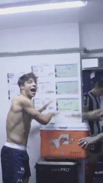 La fiesta de Sergio Ramos y Oliver Torres en el vestuario tras el pase de Rayados a semifinales