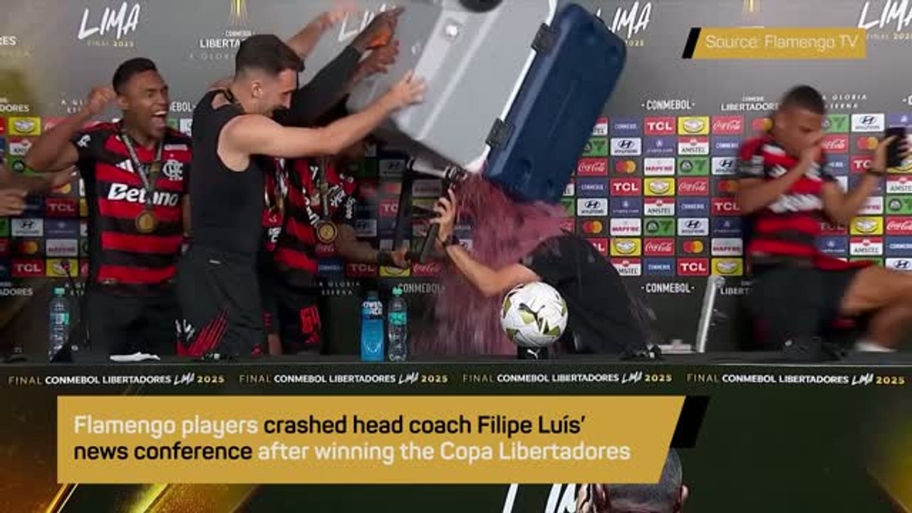 Flamengo players crash Filipe Luis presser after Copa Libertadores triumph