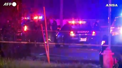 Sparatoria in California, almeno 4 morti e 10 feriti