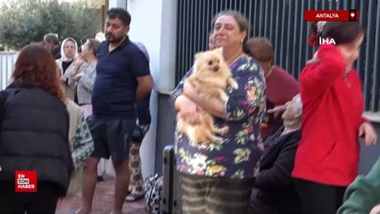 Antalya'da teras katta çıkan yangın paniğe neden oldu