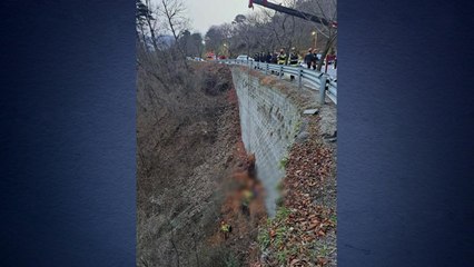 강원 홍천에서 SUV 추락...70대 운전자 숨져 / YTN