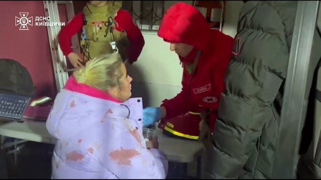 Rusya'nın Ukrayna'ya düzenlediği saldırılarda en az 1 kişi öldü, onlarca kişi yaralandı