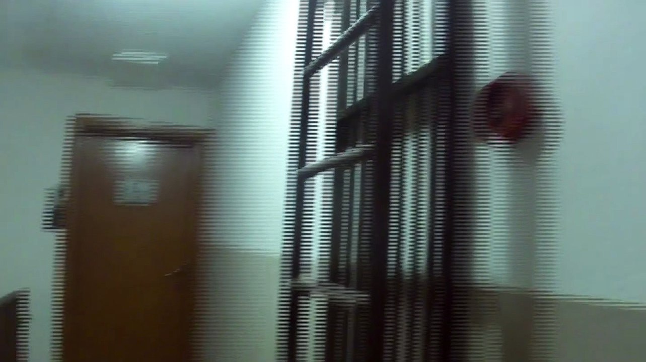 90s savis elevator working old inner doors single speed in mim han beyoğlu istanbul