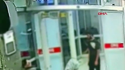 Beyoğlu'nda hastanede cep telefonu hırsızlığı kamerada