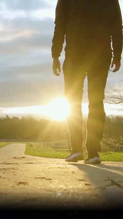 The Hard Choice: Lose a Friend or Lose Yourself? 😥 #shorts  #youtubeshorts #motivation #quotes