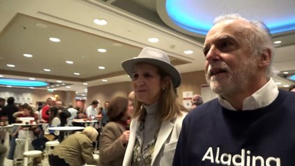 La Infanta Elena muestra su faceta más solidaria visitando el Mercadillo Aladina