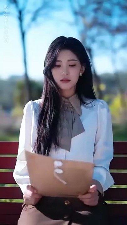 To save her brother, she had to provoke the capital's prince, who then pinned her down and adored her - Drama Chinese