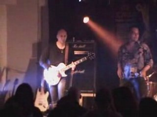 Big Trouble - Communication Breakdown (live Gémenos)