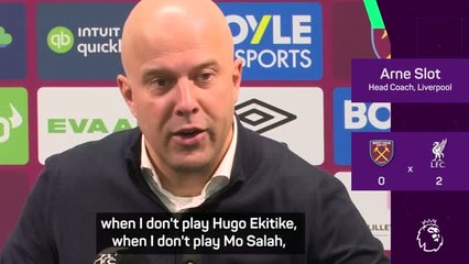Slot explains decision to drop Mo Salah