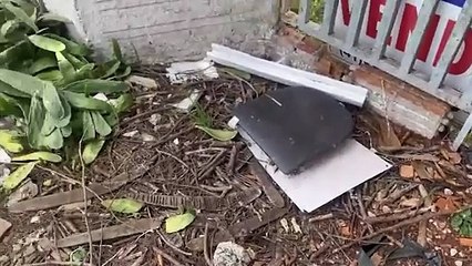 Exclusivo: Casa abandonada vira ponto de sexo e confusão e moradores denunciam arruaceiros no bairro Coqueiral em Cascavel