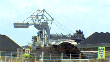 The Federal Government wants renewable energy doubled in the next five years, but Australia’s fossil fuel exports are increasing