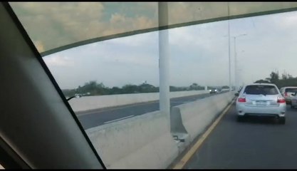 Acceso Por Viaducto Del Corredor Vial Botánico Circulaba A Paso De Hombre Este Lunes