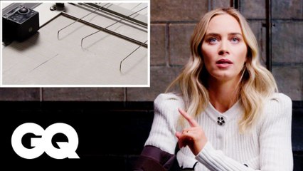 Emily Blunt toma una prueba de detector de mentiras