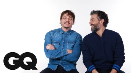 Pedro Pascal y Óscar Isaac responden algunas preguntas de Internet