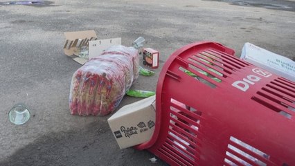 Una treintena de detenidos en Argentina por saqueos a comercios