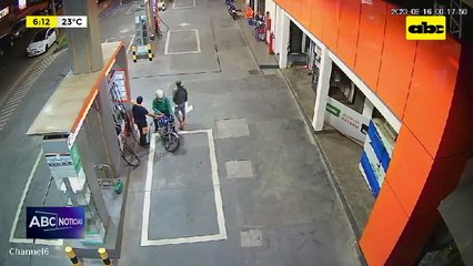 Video: Motoasaltante falleció tras ser herido