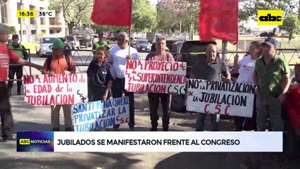 Video: Jubilados se manifestaron frente al Congreso contra el proyecto de Superintendencia de Jubilaciones
