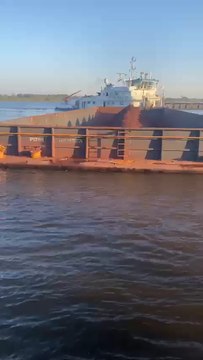 Barcazas colisionaron contra el Yate Presidencial, buques de la armada y Dique Flotante del Arsenal de Marina