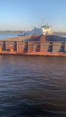 Barcazas colisionaron contra el Yate Presidencial, buques de la armada y Dique Flotante del Arsenal de Marina