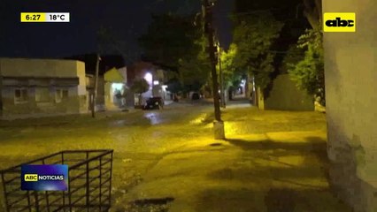 Video: Robaron un Toyota IST en barrio San Vicente