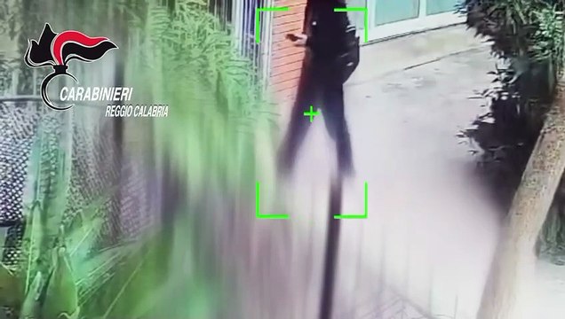 Si finge tenente dei carabinieri per raggirare un'anziana: a Reggio sventata una truffa da 30 mila euro