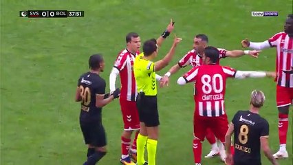 Ne olduğunu kimse çözmedi! 1. Lig’de tarihe geçen kırmızı kart