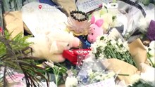 В Гонконге очереди желающих почтить память после смертельного пожара в Тай По