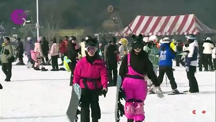 Resorts welcome influx of skiers in Shenyang as season kicks off