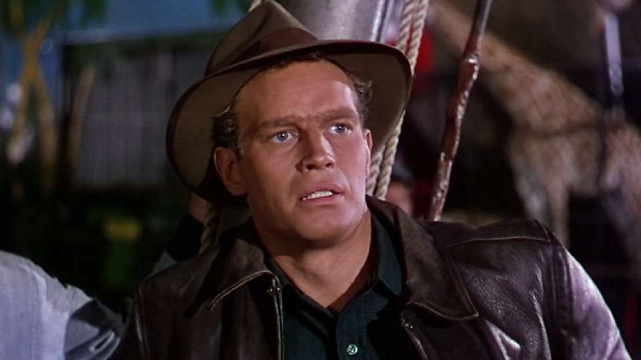 Sous le plus grand chapiteau du monde Bande-annonce VO