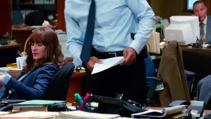 ملخص فيلم: بتروح تحقق فى قضيه قتل واغتصاب وبتتصدم ان الضحية بنتها والمحققين بيكتشو سر محدش توقعه