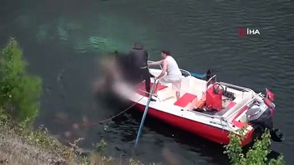 Kaza süsü vererek eşini ve çocuğunu öldüren doktor, cezaevinde intihar etti