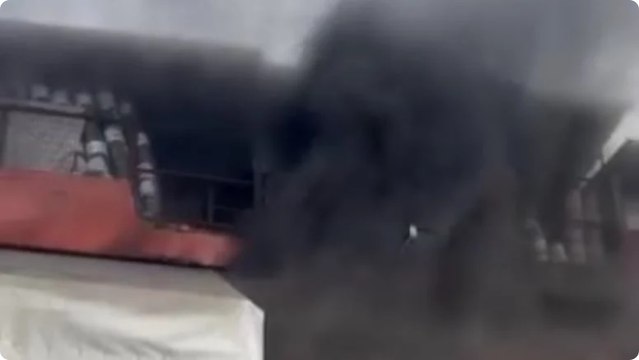 Başakşehir'de plastik imalathanesinde yangın