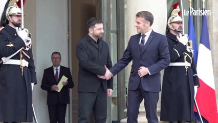 Guerre en Ukraine : Volodymyr Zelensky est arrivé à l’Elysée, accueilli par Emmanuel Macron