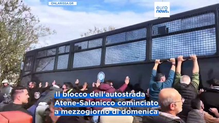 Grecia: gli agricoltori intensificano la mobilitazione, nuovo blocco a Malgara