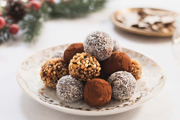 Trufas de chocolate al brandy con avellanas