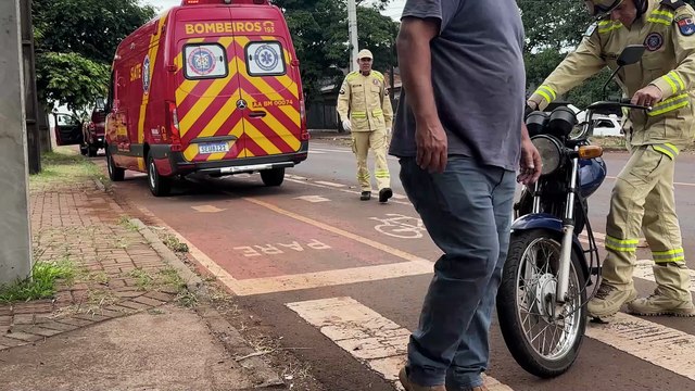 Motociclista fica ferido em colisão traseira na Avenida Piquiri, em Cascavel