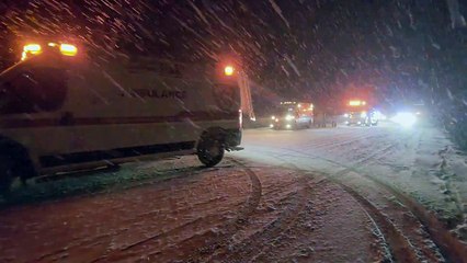 Accident impliquant deux camions lourds sur l'autoroute 2