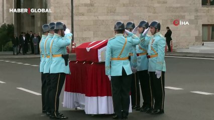Vefat eden eski AK Parti milletvekili için TBMM'de tören: Meclis'te bir ilk gerçekleştirildi