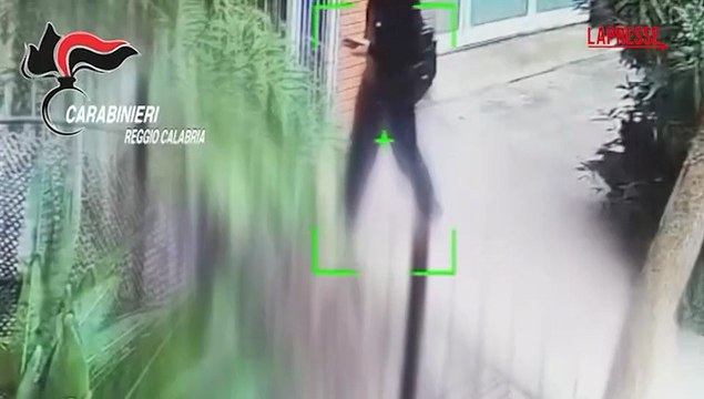 Reggio Calabria, si finge carabiniere e raggira un'anziana: arrestato