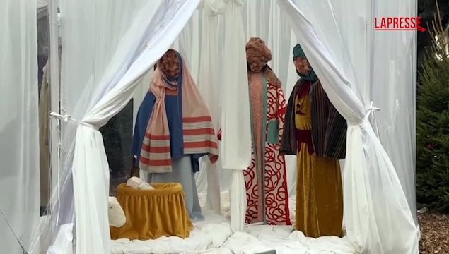 Belgio, pole?mica a Bruxelles per il presepe senza volto nella Grand Place