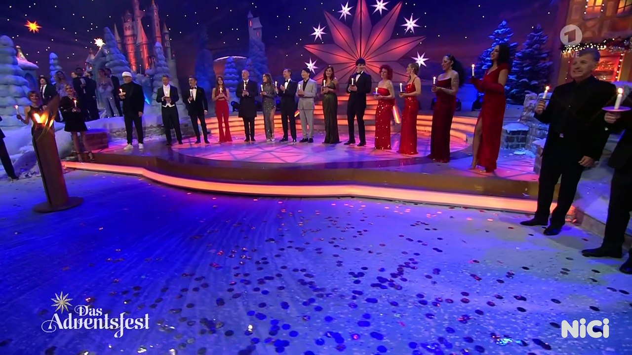 Andrea Berg - Weitergabe des Friedenslicht  (Das Adventsfest der 100.000 Lichter 2025)